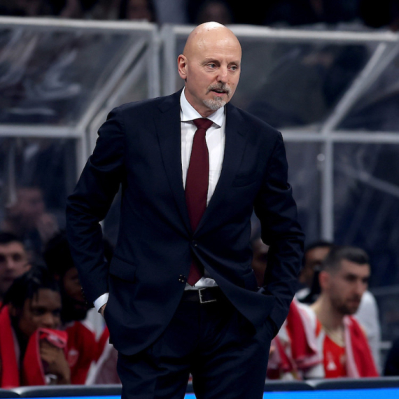 Obradović: "Da odigramo u skladu sa renomeom Zvezde"