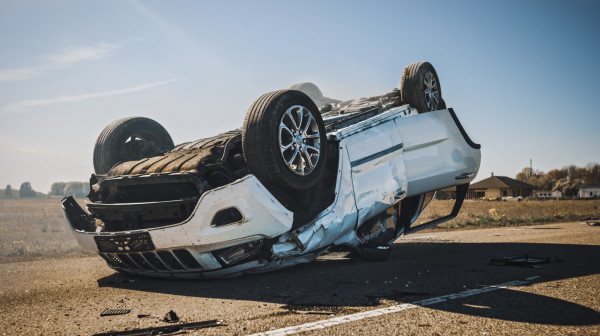 SUV nije uvek bezbedniji od limuzine: Evo zbog čega stručnjaci upozoravaju vozače