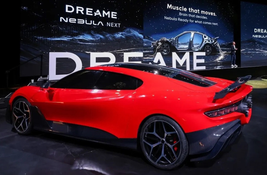 Kinezi predstavili automobil sa raketnim pogonom: Do stotke za manje od sekunde! FOTO