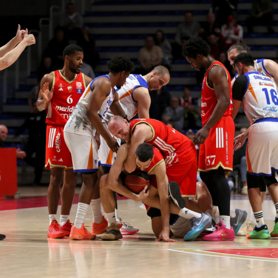 Žestok duel Dobrića i Čibeja – Zvezda razbija Zlatibor!