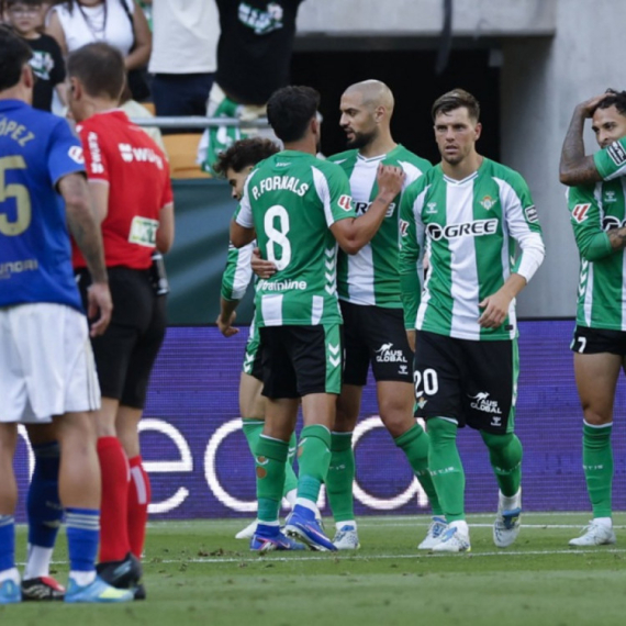 Betis zgrabio Evropu, Ovijedo pred ambisom
