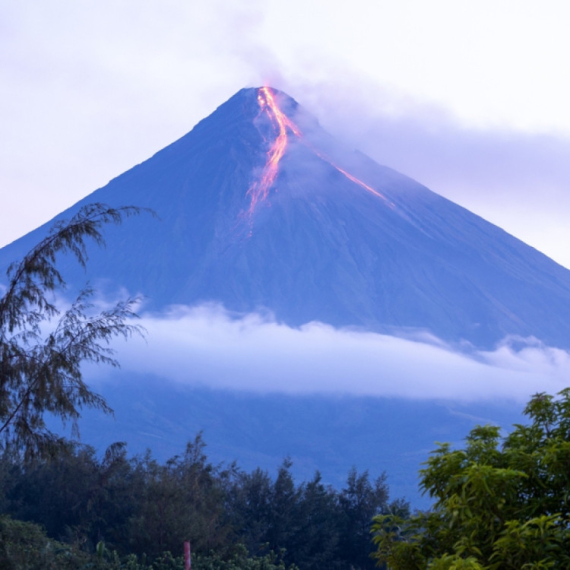 Haos na Filipinima: Vulkan Majon ponovo udario, na hiljade ljudi evakuisano