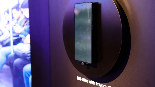 Samsung predstavio displej koji "vidi" vaš krvotok VIDEO