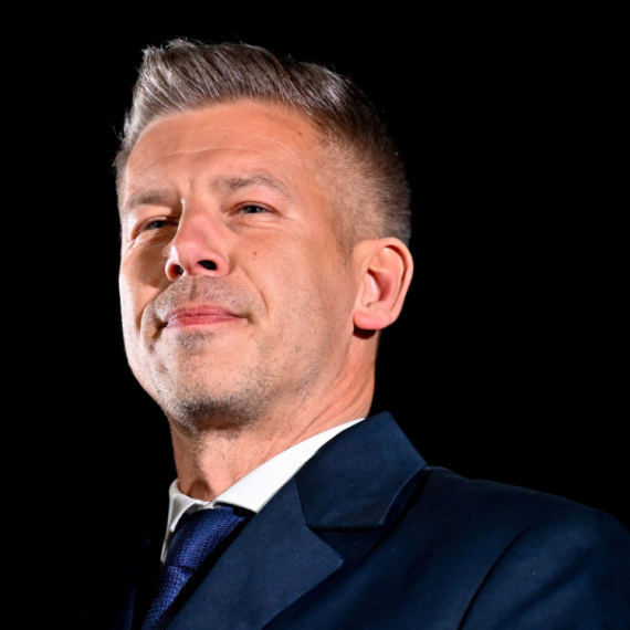 "Tri musketara" poslala poruku Peteru Mađaru; "Čekamo te..." FOTO