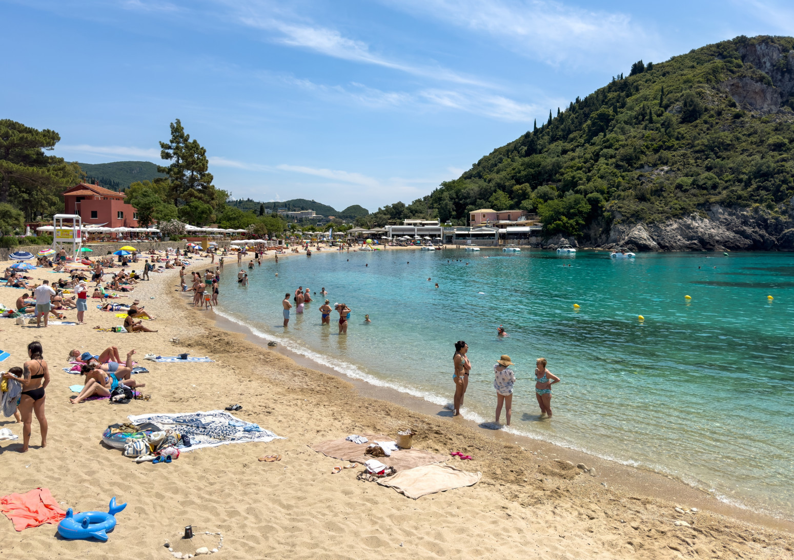 Ako nosite ovu letnju obuću kazna 2.500 evra; Inspektori na popularnoj destinaciji u kontroli