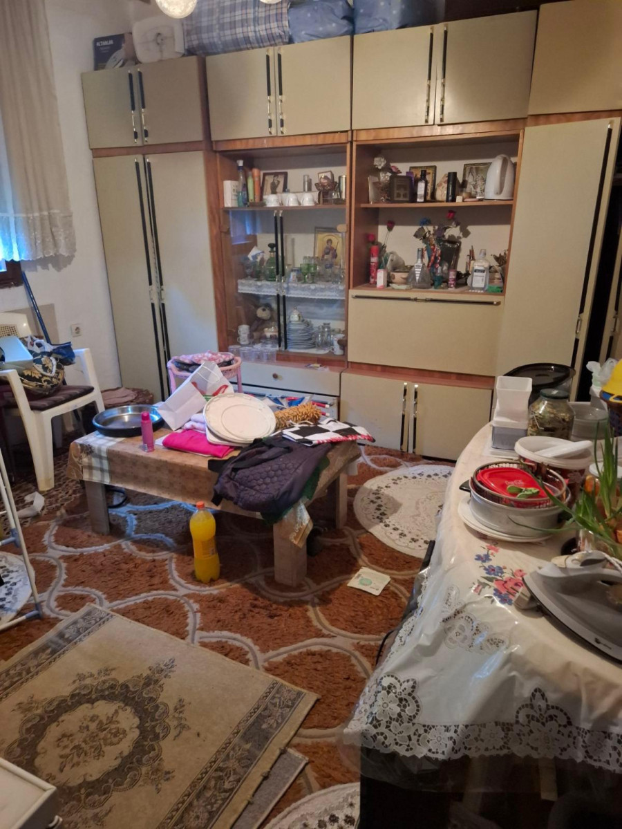 U Kosovu Polju obijena kuća Ristića FOTO