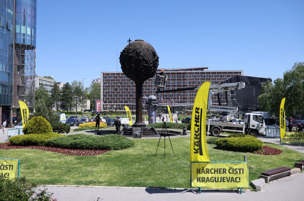 Od Rio de Žaneira do Kragujevca: Kärcher očistio spomenik Uspenje