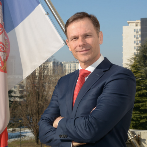 Siniša Mali: "Proširujemo garantnu šemu za kupovinu stanova za mlade za dodatnih 300 miliona evra" FOTO
