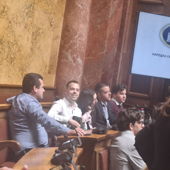 Blokaderi izašli iz anonimnosti, odlučili da učestvuju u radu institucija; Živković se pojavio kao lider