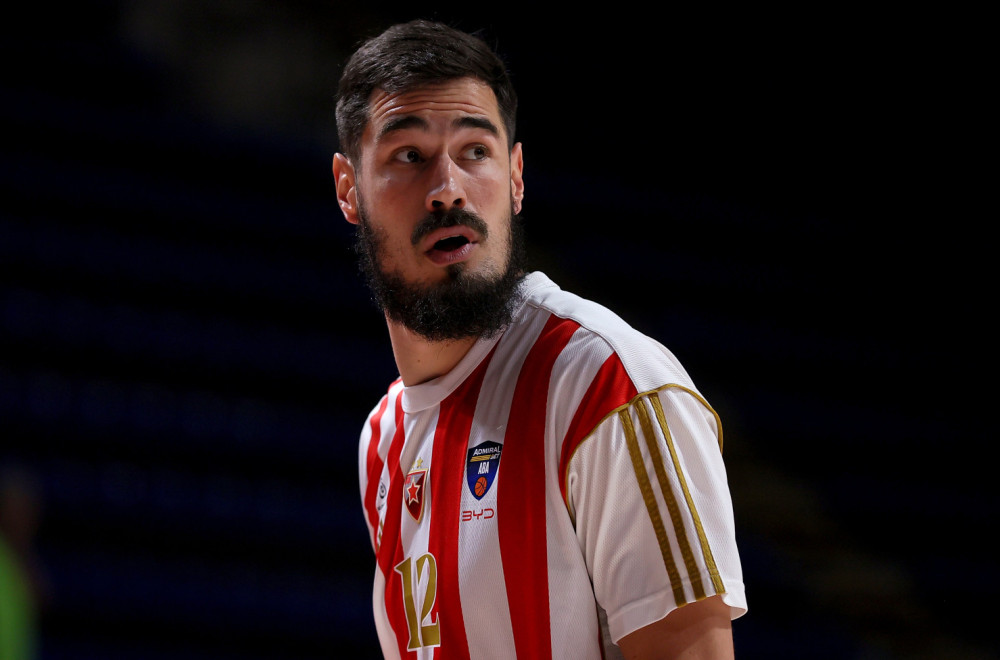 Zvezda bez trojice napada COL u Pioniru