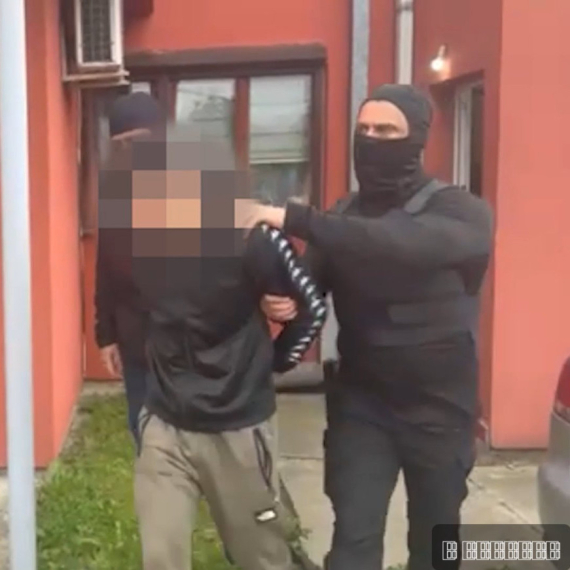 Hapšenje zbog pornografije u Beogradu: Dvanaestogodišnjoj devojčici tražio da mu šalje eksplicitne snimke
