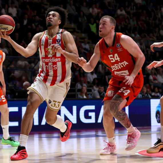 Zvezda "stotkom" srušila COL i došla na korak do polufinala!