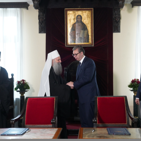 Ogroman korak napred; Vučić: "Potpisali ste Memorandum kojim se stvara Univerzitet Sveti Sava" FOTO/VIDEO
