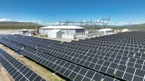 Istorijski preokret u Kini: Solar prvi put pretekao ugalj