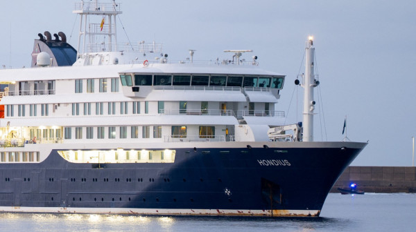 "MV Hondius" stigao na Tenerife: Sledi evakuacija zbog smrtonosnog virusa