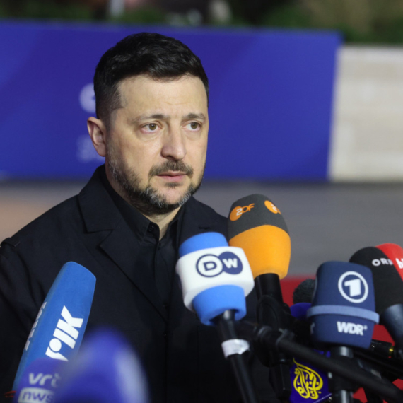 "Volodimire, pozovi Putina"