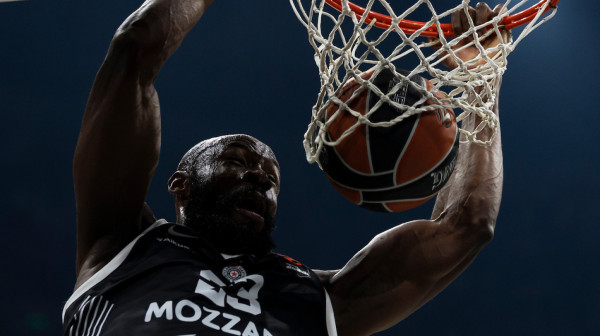 Džekiri puni sve kolone – Partizan može da slavi