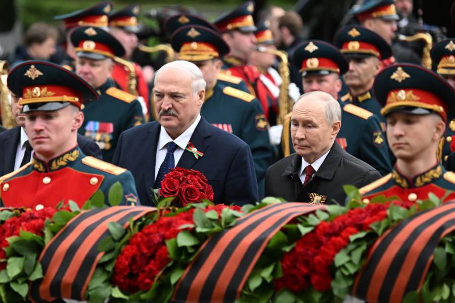 Putin zabranio nošenje satova