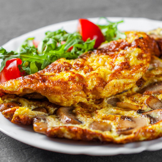 Kako da pripremite najsočniji omlet? Tajna je u ovom sastojku