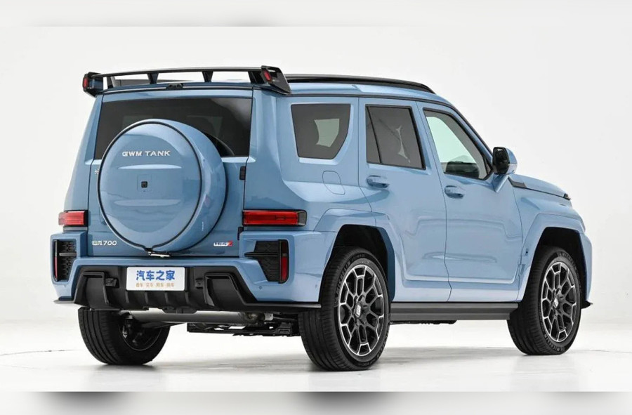 Ovaj kineski SUV izgleda kao spoj G-klase i Suzukija Jimny, a ima skoro 900 KS! FOTO