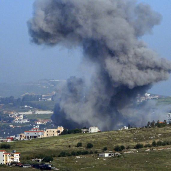 Nastavljaju se masovni napadi; Objavljeni snimci – sve gori; Novi udarac za Izrael – sankcije FOTO/VIDEO
