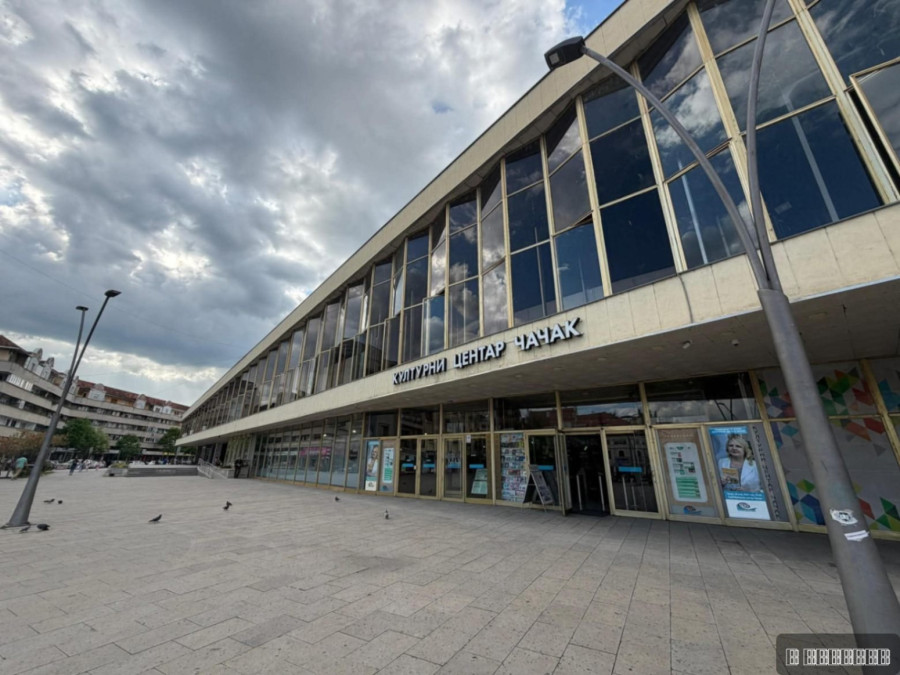 Čačak se odužio Bori Đorđeviću: Kulturni centar nosiće ime rok legende