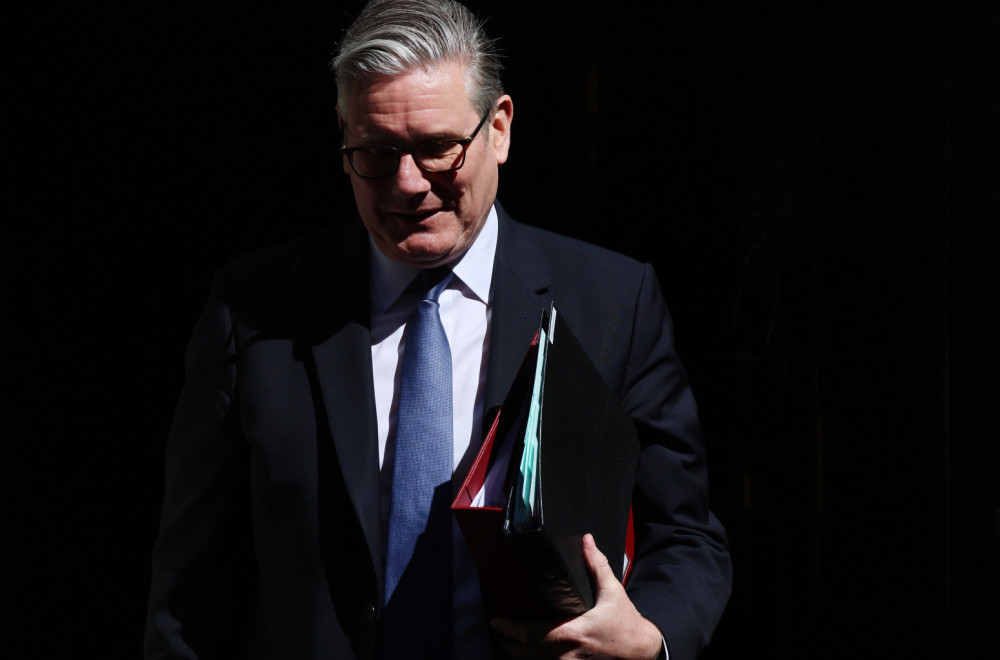 Starmer pred pritiskom: Ostavke u kabinetu i katastrofalni izbori FOTO