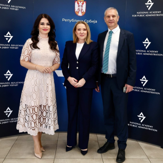 NAJU organizovala panel-diskusiju posvećenu značaju Zakona o opštem upravnom postupku FOTO