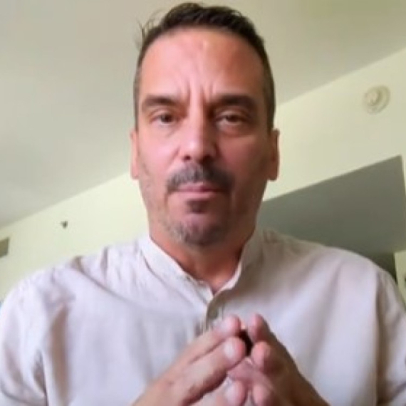 Laž dana; Piper: "Jovanović molio Šešelja za koaliciju, ali lider SRS neće sa antisrpskom opozicijom"