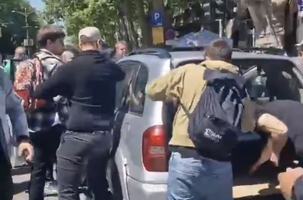 Vučević: Blokaderi pokušavaju da naprave haos na ulicama; Umislila banda da ima pravo da deli pravdu VIDEO