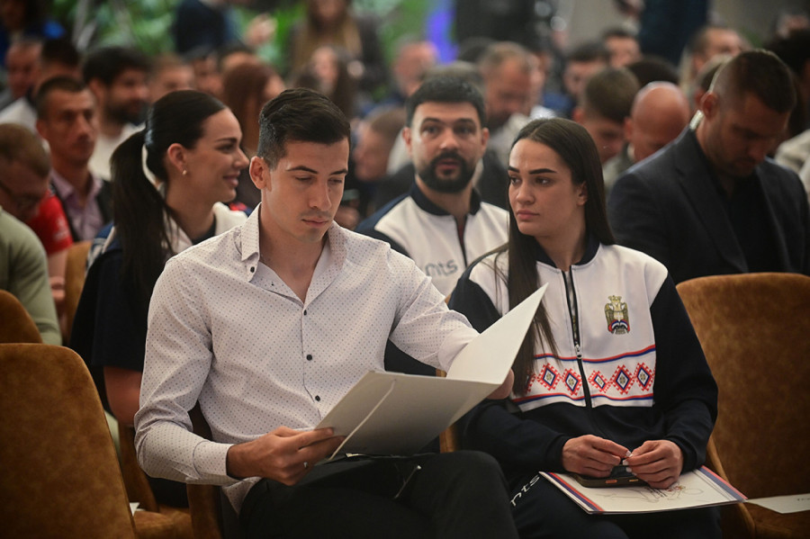 Sportisti dobili od ministarstva stipendije za sportsko usavršavanje FOTO