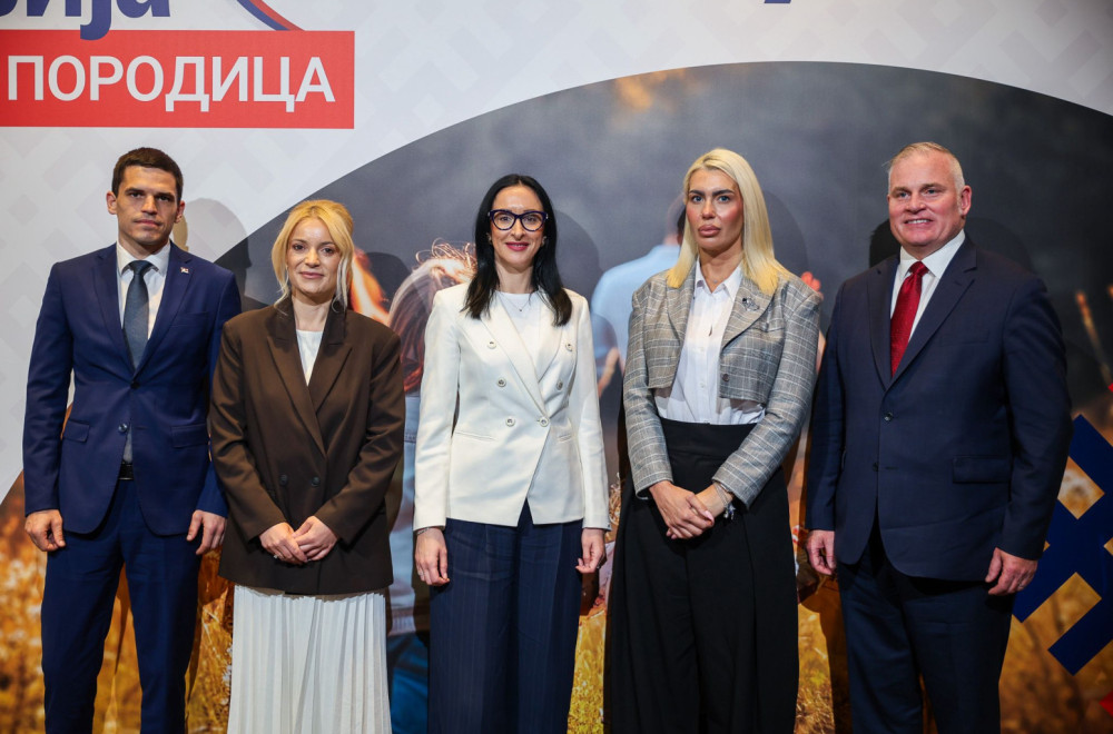Održan panel povodom Međunarodnog dana porodice: Porodica je temelj stabilne i snažne Srbije FOTO