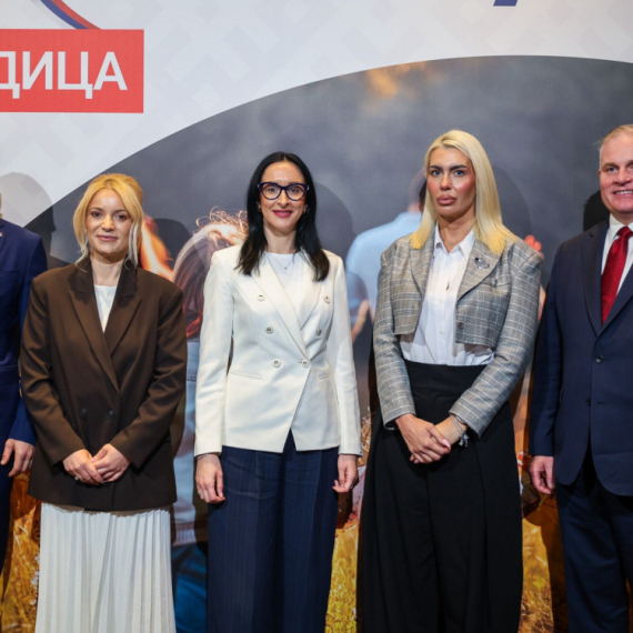 Održan panel povodom Međunarodnog dana porodice: "Porodica je temelj stabilne i snažne Srbije"