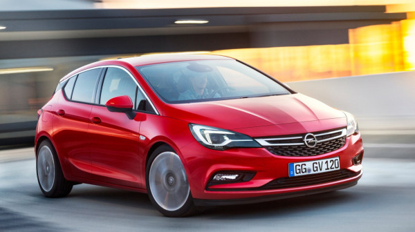 Opel Astra "jurila" 696 km/h: Policija priznala grešku, ali kazna i dalje ostaje