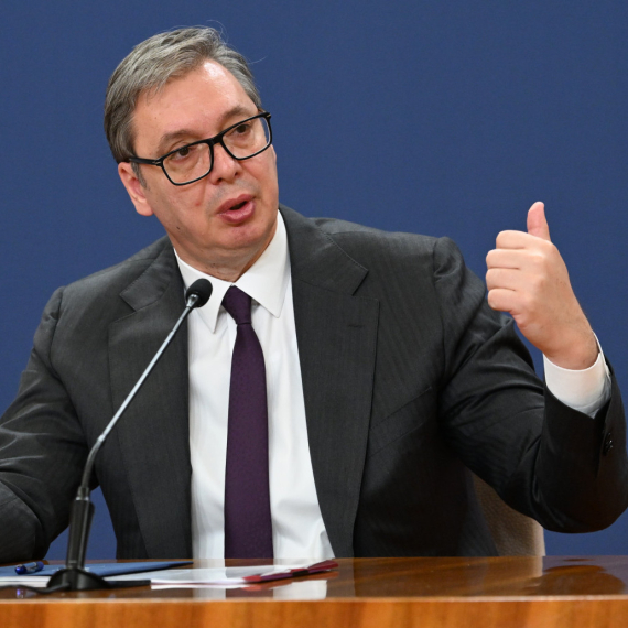 Vučić odgovorio na kritike iz Crne Gore: "O meni pišu više nego o svom predsedniku i premijeru"