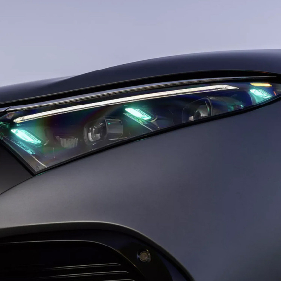 Nova signalizacija na automobilima menja pravila vožnje: Evo šta znači tirkizno svetlo