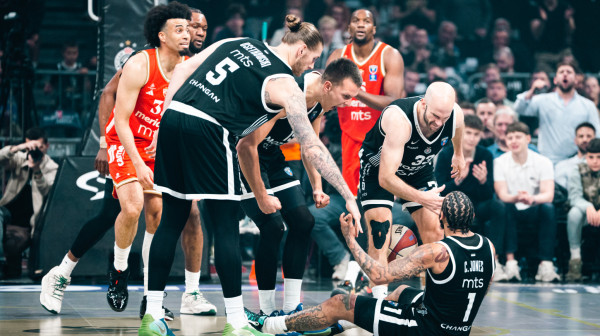 Derbi sa dva lica: Partizanu pobeda i opomena, Zvezdi nada