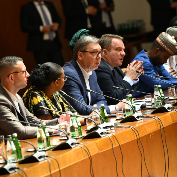 Vučić pozvao studente iz afričkih i azijskih zemalja da volontiraju na EXPO 2027