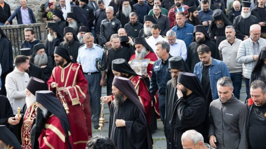 Svetinja pred kojom se mnogi mole: Blagoslov iz Vatopeda za Srbe – Pojas Presvete Bogorodice FOTO/VIDEO