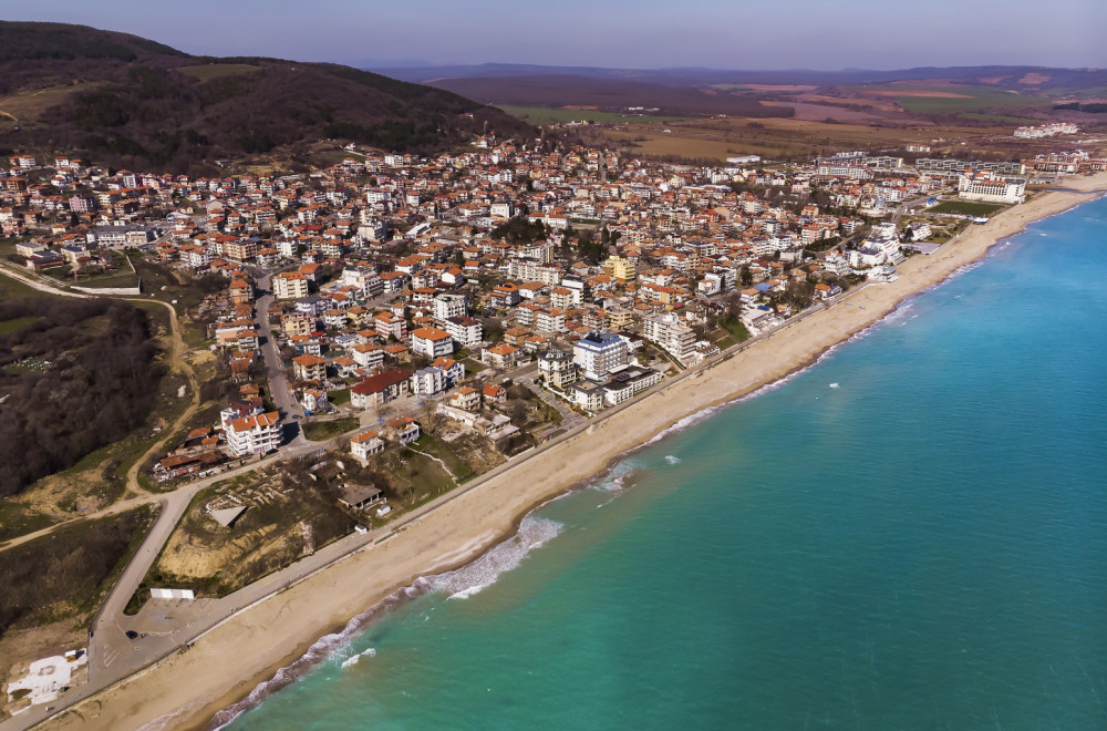 Balkanska zemlja među najjetftinijim za letovanje: Duplo povoljnija od hit destinacija na Egejskom moru