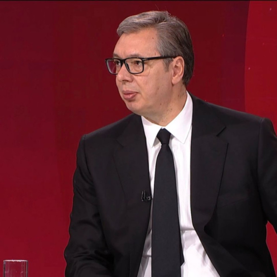 Vučić: "Nemam ništa protiv Crne Gore, u Tivat idem na poziv Ursule"; "Ništa im nažao nismo učinili"