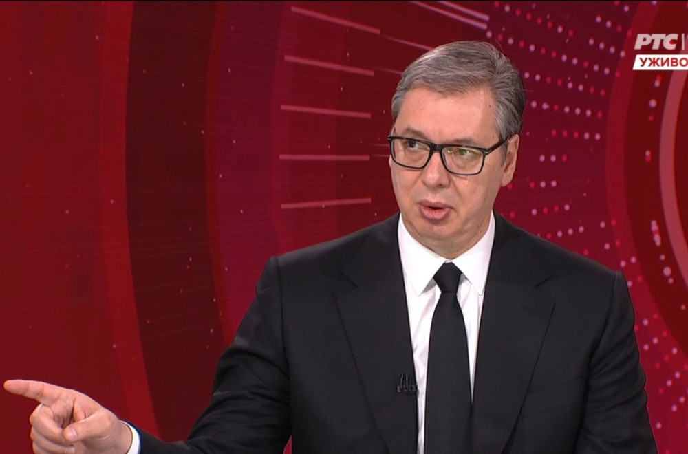 Vučić: "Obračunaćemo se sa prljavim policajcima"; "Svi koji štite kriminalce moraće da napuste posao"
