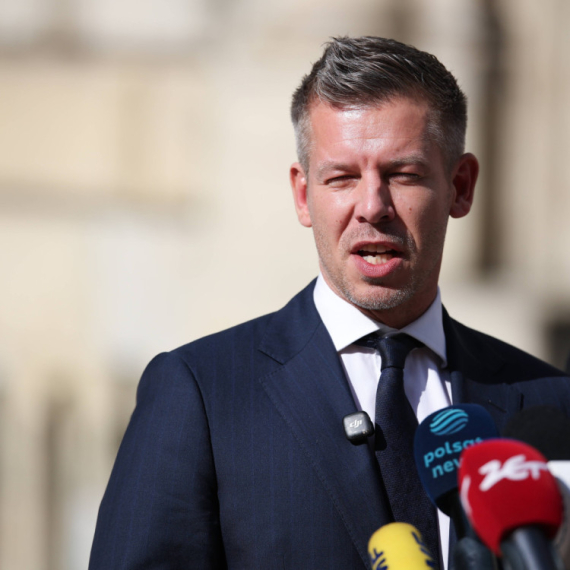 Peter Mađar ponovo udario: Otpremnine ministara odlaze u Ukrajinu?