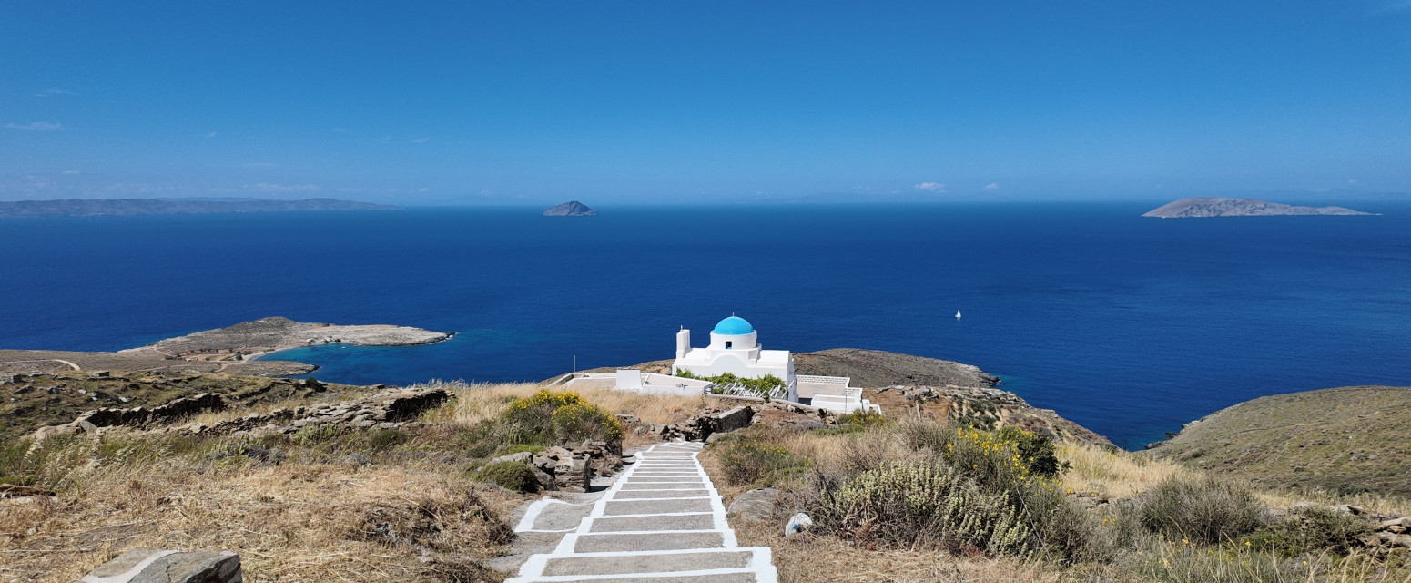 Kikladski raj u Egejskom moru koji turisti još uvek nisu otkrili: Mirniji i šarmantniji od Santorinija FOTO