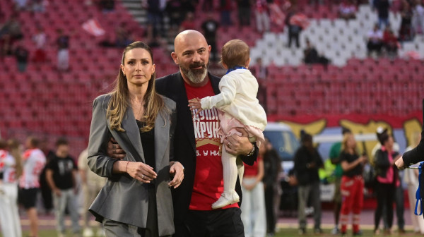 Dejan Stanković pokazao drugu suprugu: Ćerkica ukrala pažnju na Marakani FOTO