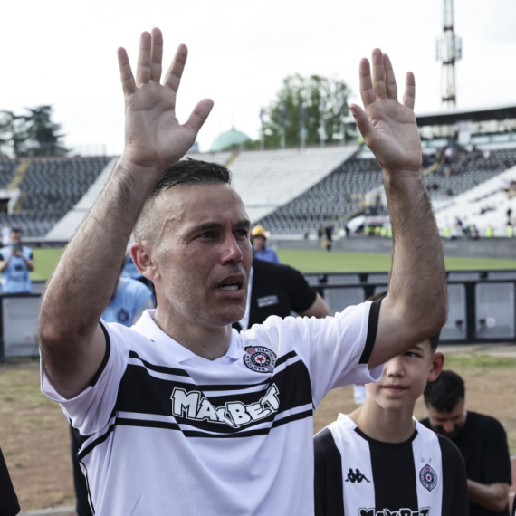 Suze, ovacije i gol na oproštaju Natha FOTO/VIDEO