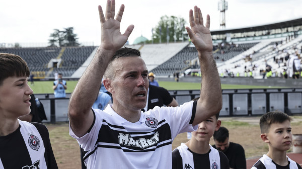 Suze, ovacije i gol na oproštaju Natha FOTO/VIDEO