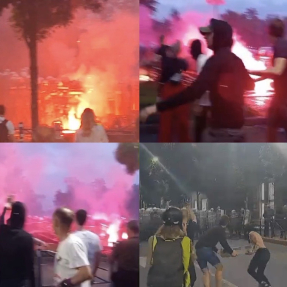 Potpuni haos u centru Beograda, blokaderi bakljama napali policiju: Odzvanja topovski udar FOTO/VIDEO