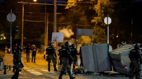 Mediji: Građani ogorčeni zbog blokaderskog targetiranja koje je policajca odvelo u smrt