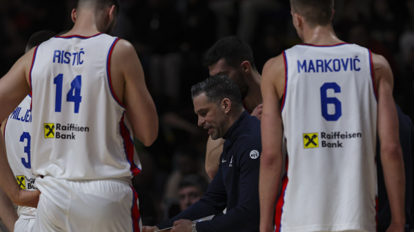 Poznato kada Alimpijević okuplja košarkaše